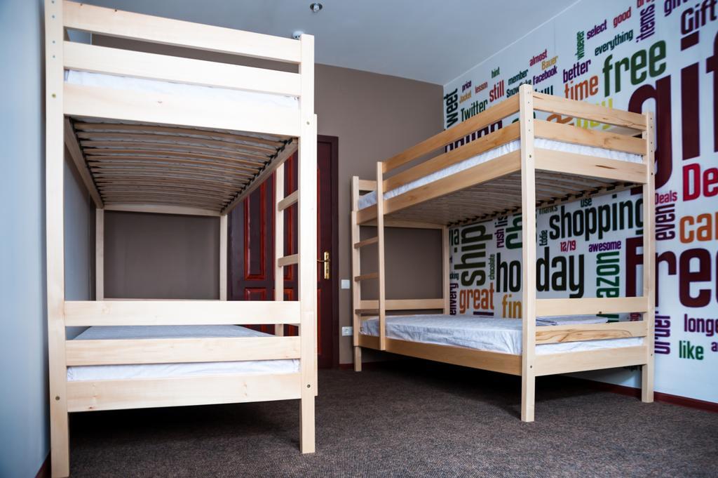 אודסה Happy Home Hostel מראה חיצוני תמונה